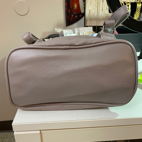 Bella Russo BackPack👑📣NWOT - Picture 6 of 7